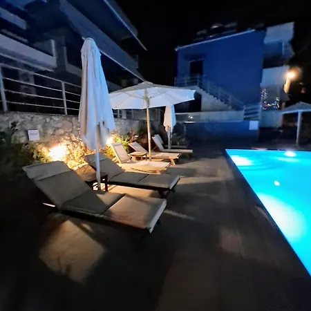 At Michail - Seaside Escape Holiday home Nikiana